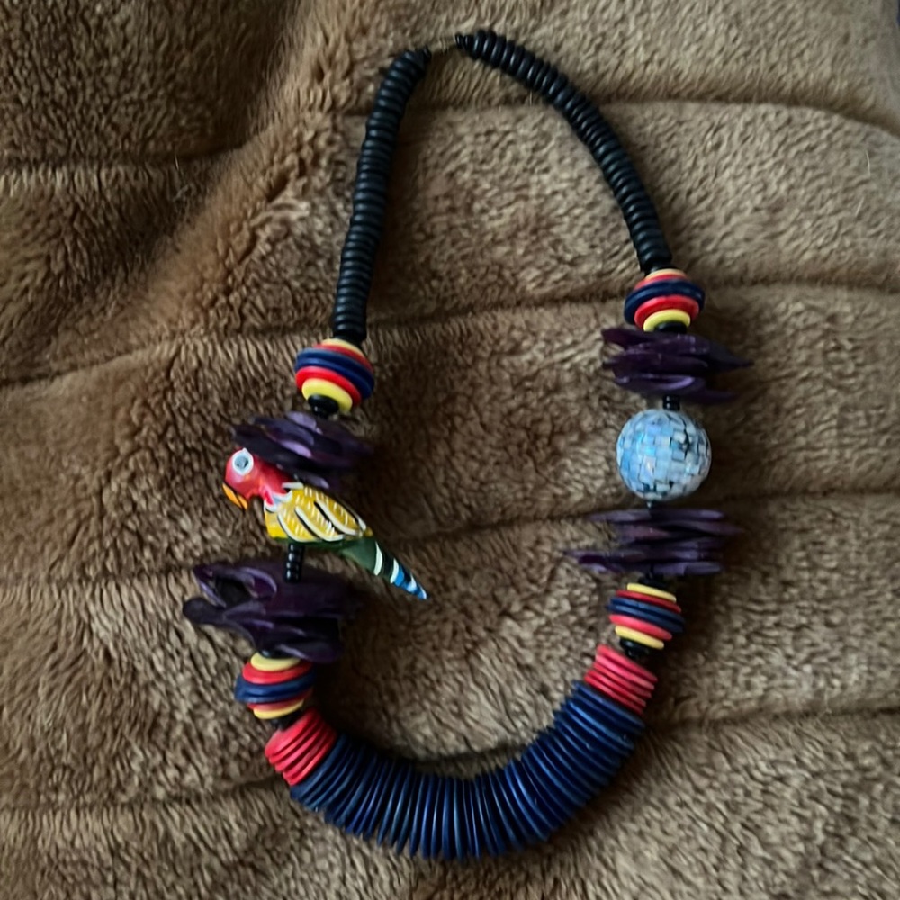 Parrot Wood Choker BeachWear